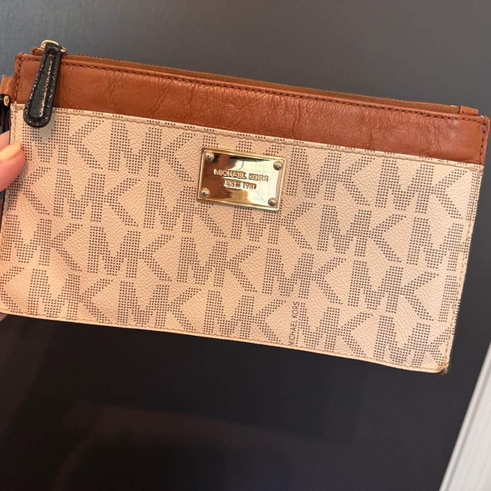 Michael Kors Signature MK Beige & Brown Wristlet